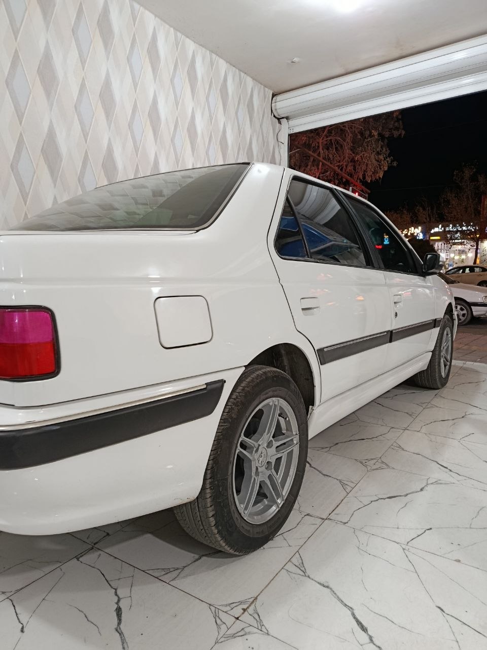 پژو پارس سال سفارشی بدون رنگ استثنائی مدل 1402 - سفید - خاص - تضمینی